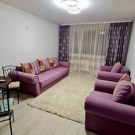 Apartament Violeta Гура Хуморулуй Екстериор снимка